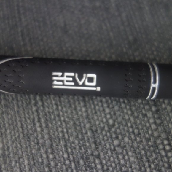 Zevo Z450 Right Handed 4 Wood - Picture 6 of 9